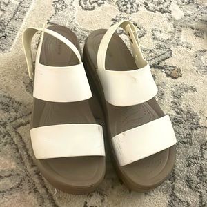 White crocs sandals!!! super cute for summer, size 9